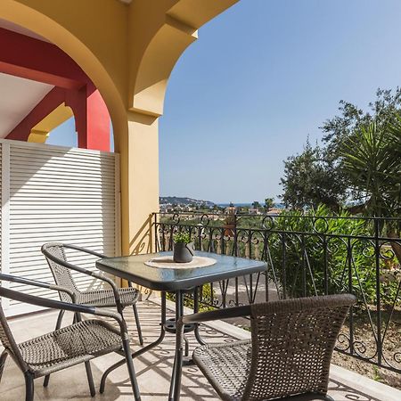 P Koklas Apartments Zakynthos Town Luaran gambar