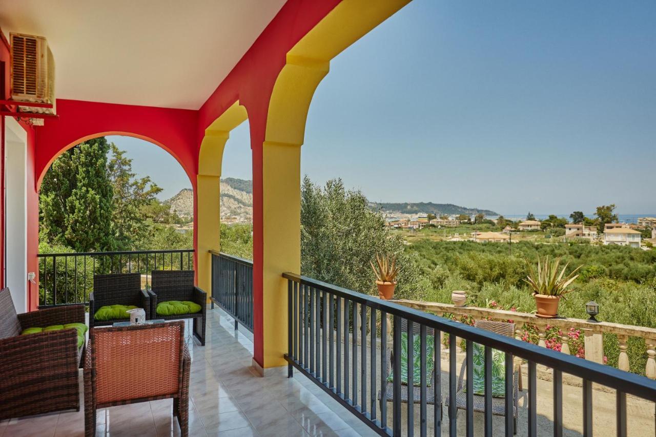 P Koklas Apartments Zakynthos Town Luaran gambar