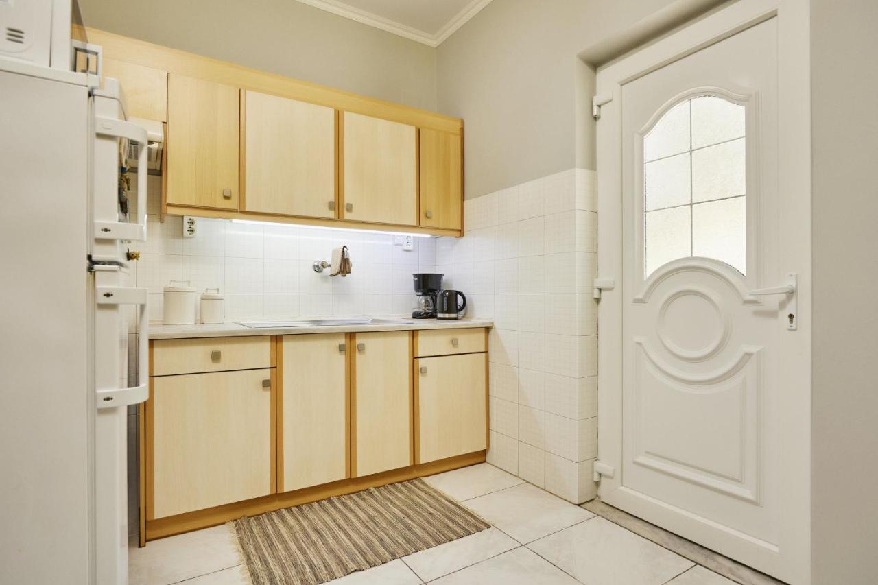 P Koklas Apartments Zakynthos Town Luaran gambar